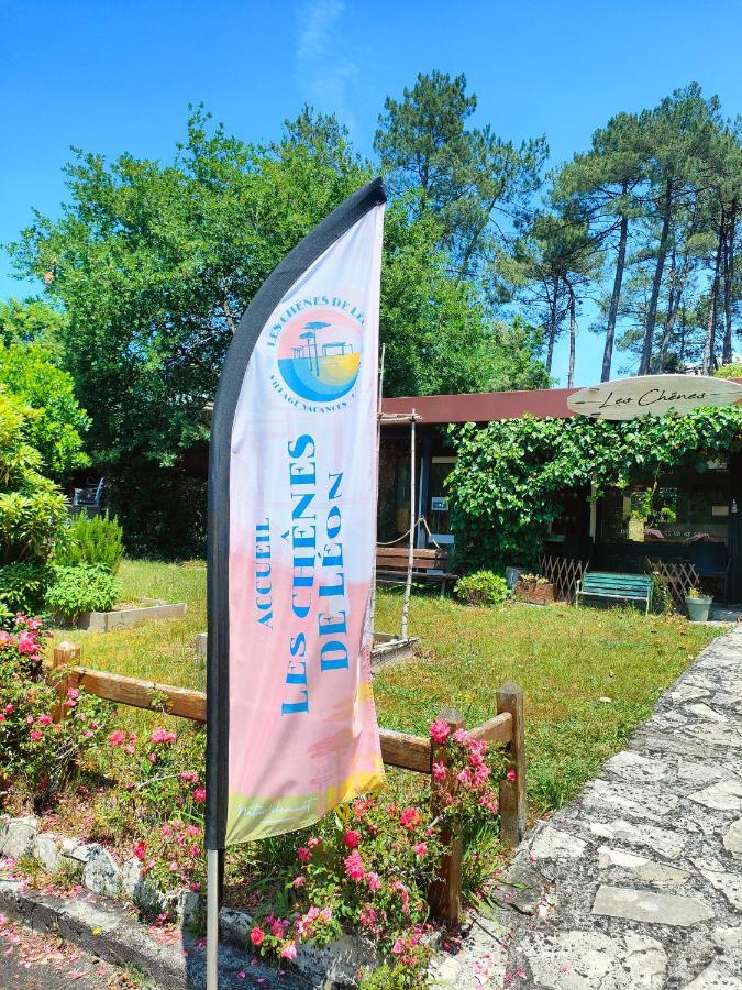 Village Vacances Les Chenes De Léon Esterno foto